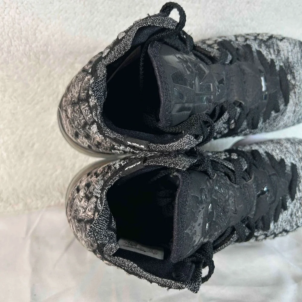 Nike LeBron 17 Black White Grey Basketball Shoes BQ3177-002 Mens 7.5